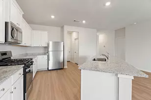 8951 New Jade Dr, Iowa Colony, TX 77583 - Photo 4