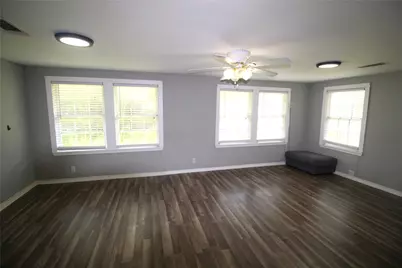 592 Burr Road, Madisonville, TX 77864 - Photo 10