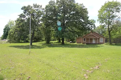 592 Burr Road, Madisonville, TX 77864 - Photo 2