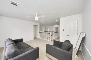 7130 Glenwood Dr, Sugar Land, TX 77479 - Photo 18