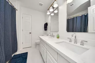 7130 Glenwood Dr, Sugar Land, TX 77479 - Photo 40