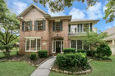 7130 Glenwood Drive, Sugar Land, TX 77479 - Photo 1