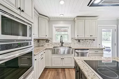 18502 Wells Court, Pearland, TX 77584 - Photo 18