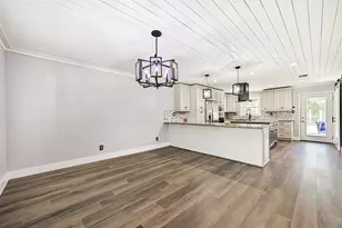 18502 Wells Ct, Pearland, TX 77584 - Photo 10