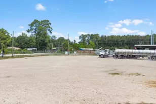 13628 Kennedy Dr, Splendora, TX 77372 - Photo 4