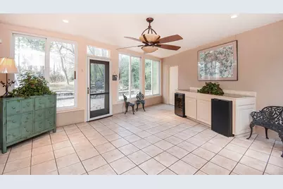 5619 Seclusion Drive, Houston, TX 77049 - Photo 12