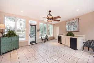 5619 Seclusion Dr, Houston, TX 77049 - Photo 12