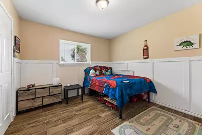 425 S Brownell Street, La Porte, TX 77571 - Photo 16