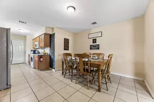 425 S Brownell St, La Porte, TX 77571 - Photo 10