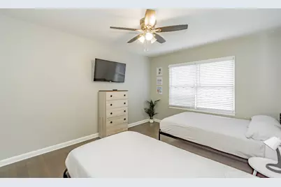 1102 45th Street, Galveston, TX 77550 - Photo 26