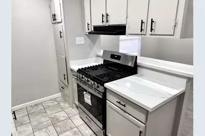 10206 Buena Park Drive, Houston, TX 77089 - Photo 8