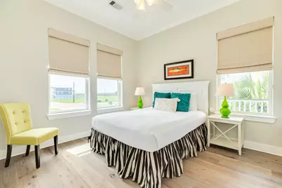 3802 Sea Urchin, Galveston, TX 77554 - Photo 32