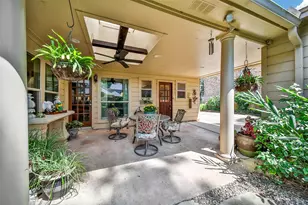 1723 Hidden Villas Dr, Kingwood, TX 77339 - Photo 2