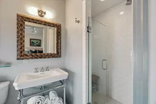 2653 E Seaside Dr, Galveston, TX 77550 - Photo 34