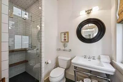 2653 E Seaside Drive, Galveston, TX 77550 - Photo 20