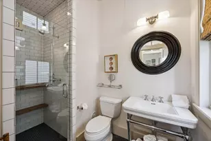 2653 E Seaside Dr, Galveston, TX 77550 - Photo 20