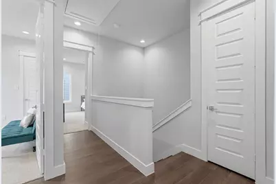 2527 Hollister Street, Houston, TX 77080 - Photo 8
