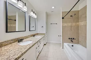 2504 Broadmoor Dr, Bryan, TX 77802 - Photo 12