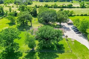 22035 Buescher Rd, Tomball, TX 77377 - Photo 2
