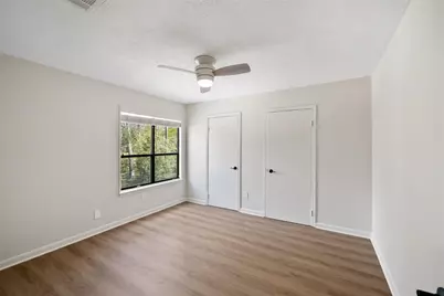 5 Berrypick Lane, The Woodlands, TX 77380 - Photo 14