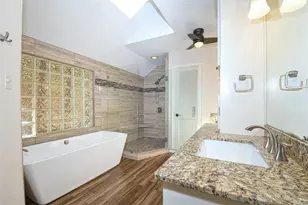 5 Berrypick Ln, The Woodlands, TX 77380 - Photo 10