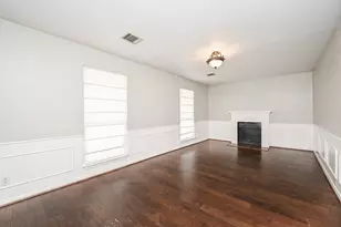 6555 Grovewood Ln, Houston, TX 77008 - Photo 4