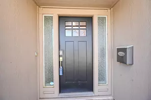 6555 Grovewood Ln, Houston, TX 77008 - Photo 2