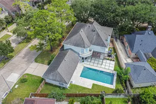 502 Lee Shore Ln, Houston, TX 77079 - Photo 1