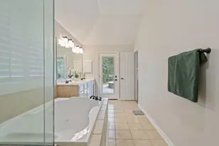 2408 Hollowbrook Ln, Conroe, TX 77384 - Photo 24