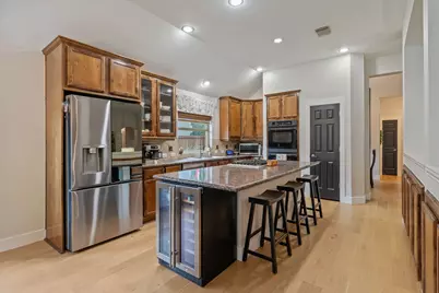 2408 Hollowbrook Lane, Conroe, TX 77384 - Photo 14