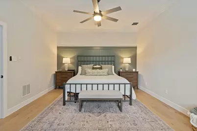 2408 Hollowbrook Lane, Conroe, TX 77384 - Photo 20
