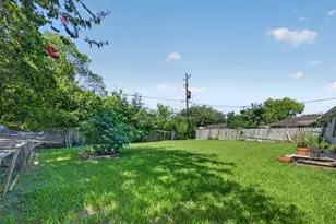 6705 Roos Rd, Houston, TX 77074 - Photo 36