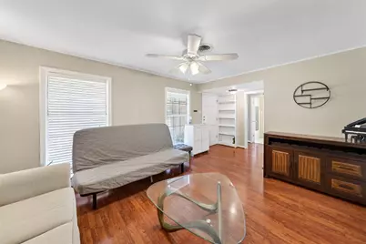 6705 Roos Road, Houston, TX 77074 - Photo 10
