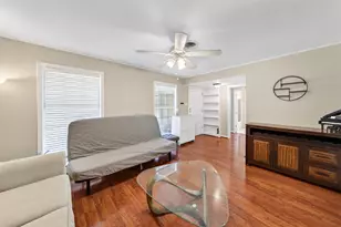 6705 Roos Rd, Houston, TX 77074 - Photo 10
