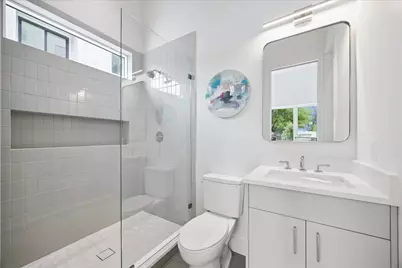 729 W 21st Street #A, Houston, TX 77008 - Photo 8