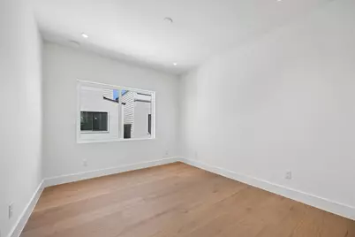 729 W 21st Street #A, Houston, TX 77008 - Photo 32