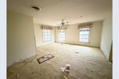 209 N Gordon Drive, Crockett, TX 75835 - Photo 14