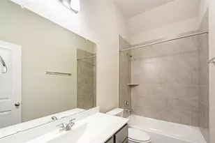 1435 Cecilia Vines Dr, Conroe, TX 77301 - Photo 24