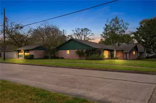 5703 Rutherglenn Dr, Houston, TX 77096 - Photo 4