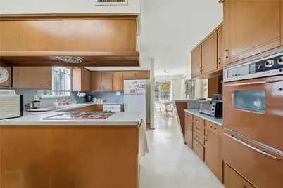 5703 Rutherglenn Drive, Houston, TX 77096 - Photo 18