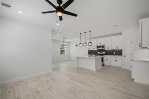 1078 St Clair St, Houston, TX 77088 - Photo 14