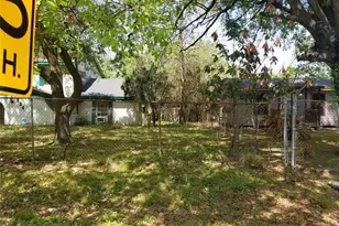 854 Junell St, Houston, TX 77088 - Photo 6