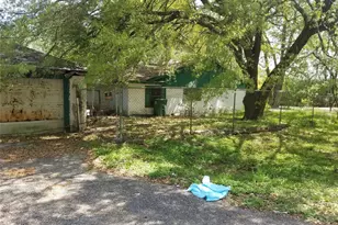 854 Junell St, Houston, TX 77088 - Photo 8