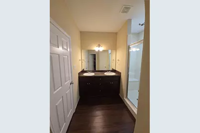 8205 Claiborne, Houston, TX 77078 - Photo 10