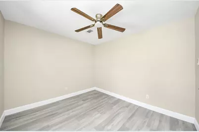 4703 Quail Hollow Drive, Baytown, TX 77521 - Photo 8