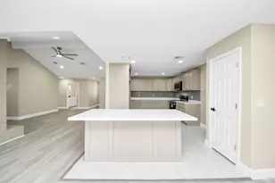 4703 Quail Hollow Dr, Baytown, TX 77521 - Photo 18