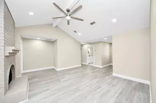 4703 Quail Hollow Dr, Baytown, TX 77521 - Photo 6