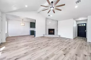 2118 Pepperglen Ct, Missouri City, TX 77489 - Photo 4