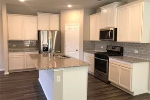 9224 Inland Leather Ln, Conroe, TX 77385 - Photo 6