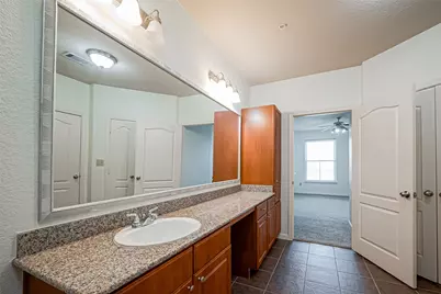 1711 Old Spanish Trail #303, Houston, TX 77054 - Photo 24